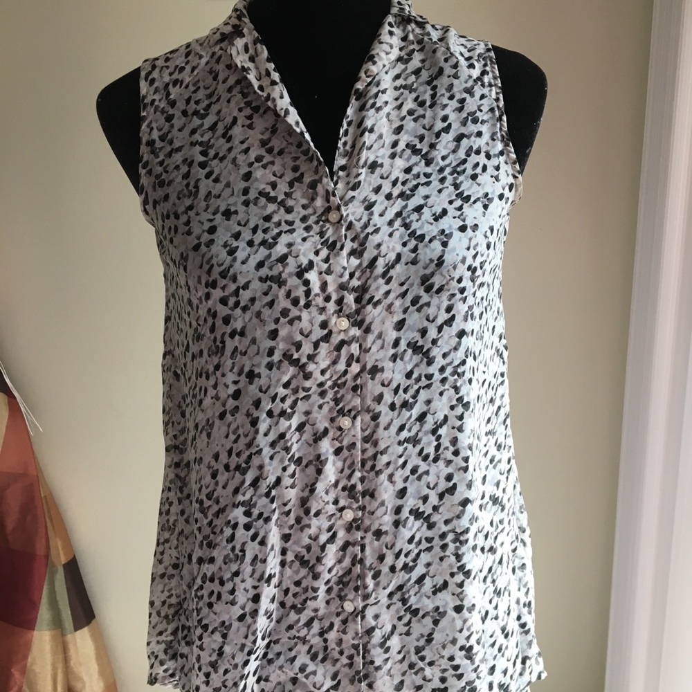 H&M Sheer Sleeveless Button-Down Blouse Size 2